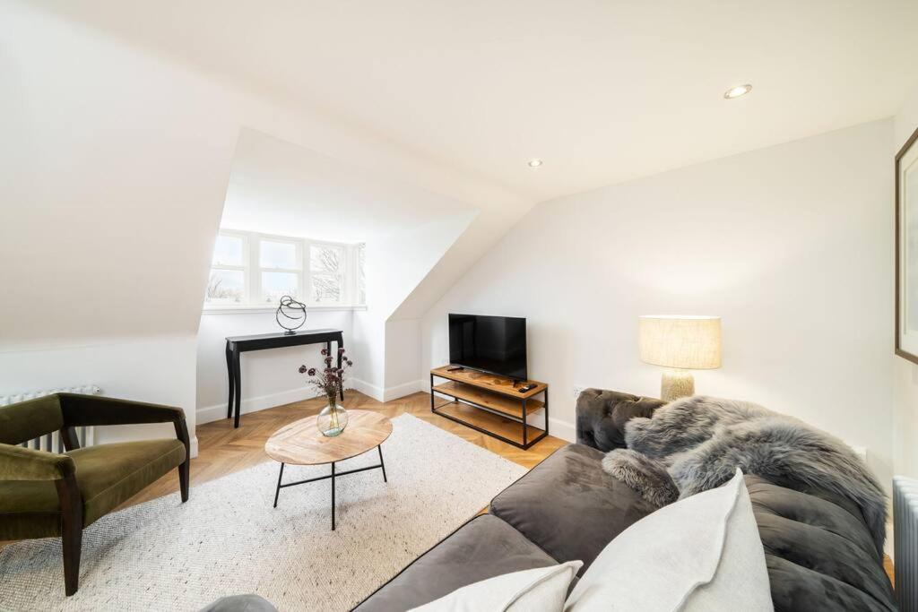 The Crescent, Aberdeen City Centre Apartment Exterior photo