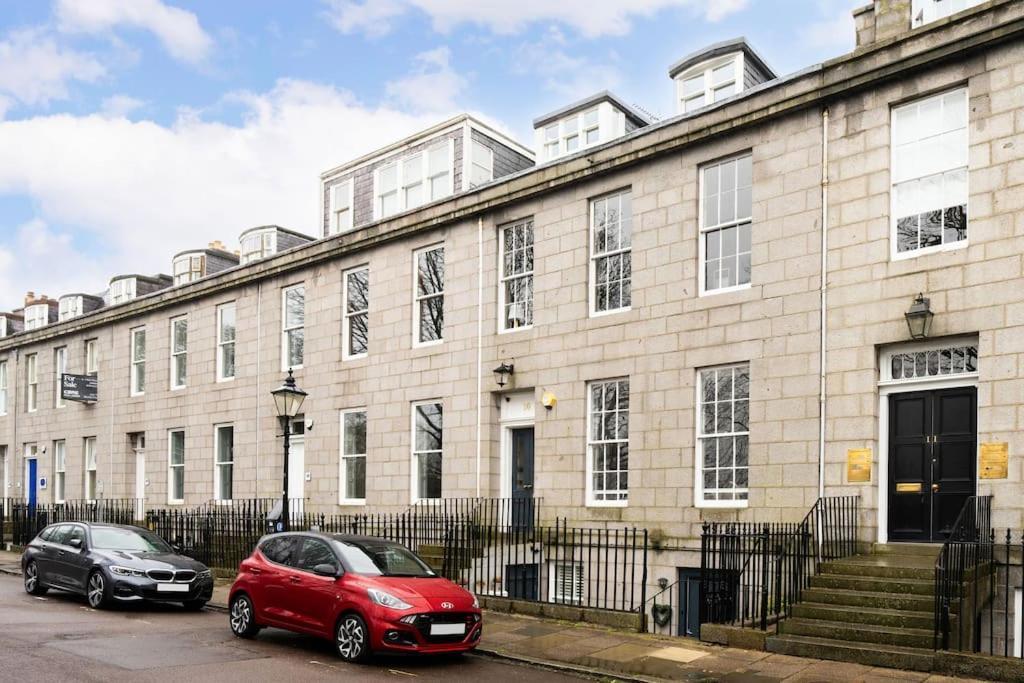 The Crescent, Aberdeen City Centre Apartment Exterior photo